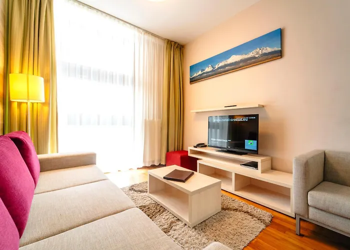 Hotel Crocus